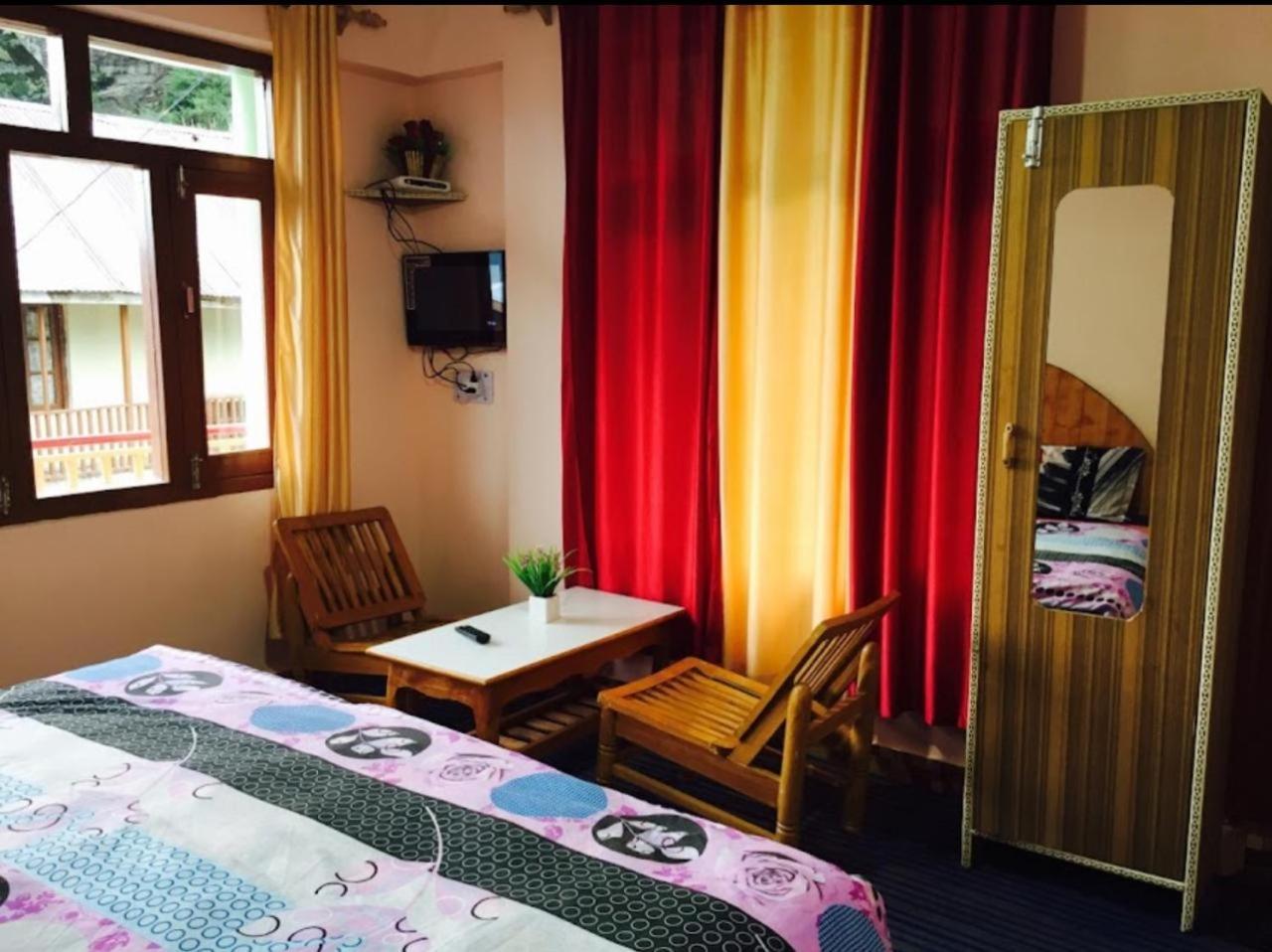 Manali Hills House住宿加早餐旅馆 外观 照片